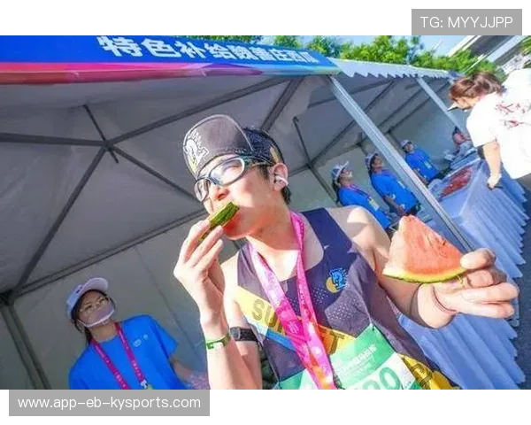 北京半马精彩收官，国内选手夺得男子组冠军，北京半马终点